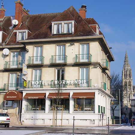 Logis Hotel & Restaurant - Le Normandie Caudebec en Caux Bagian luar foto